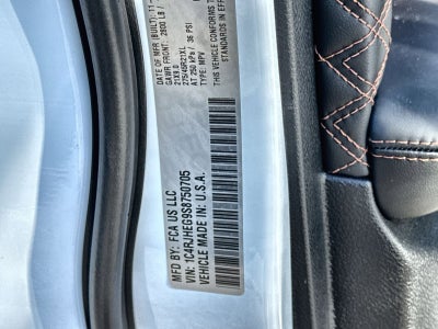 2025 Jeep Grand Cherokee Summit