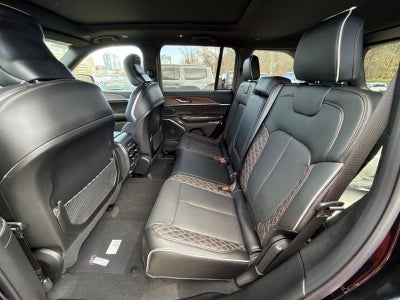 2025 Jeep Grand Cherokee Summit