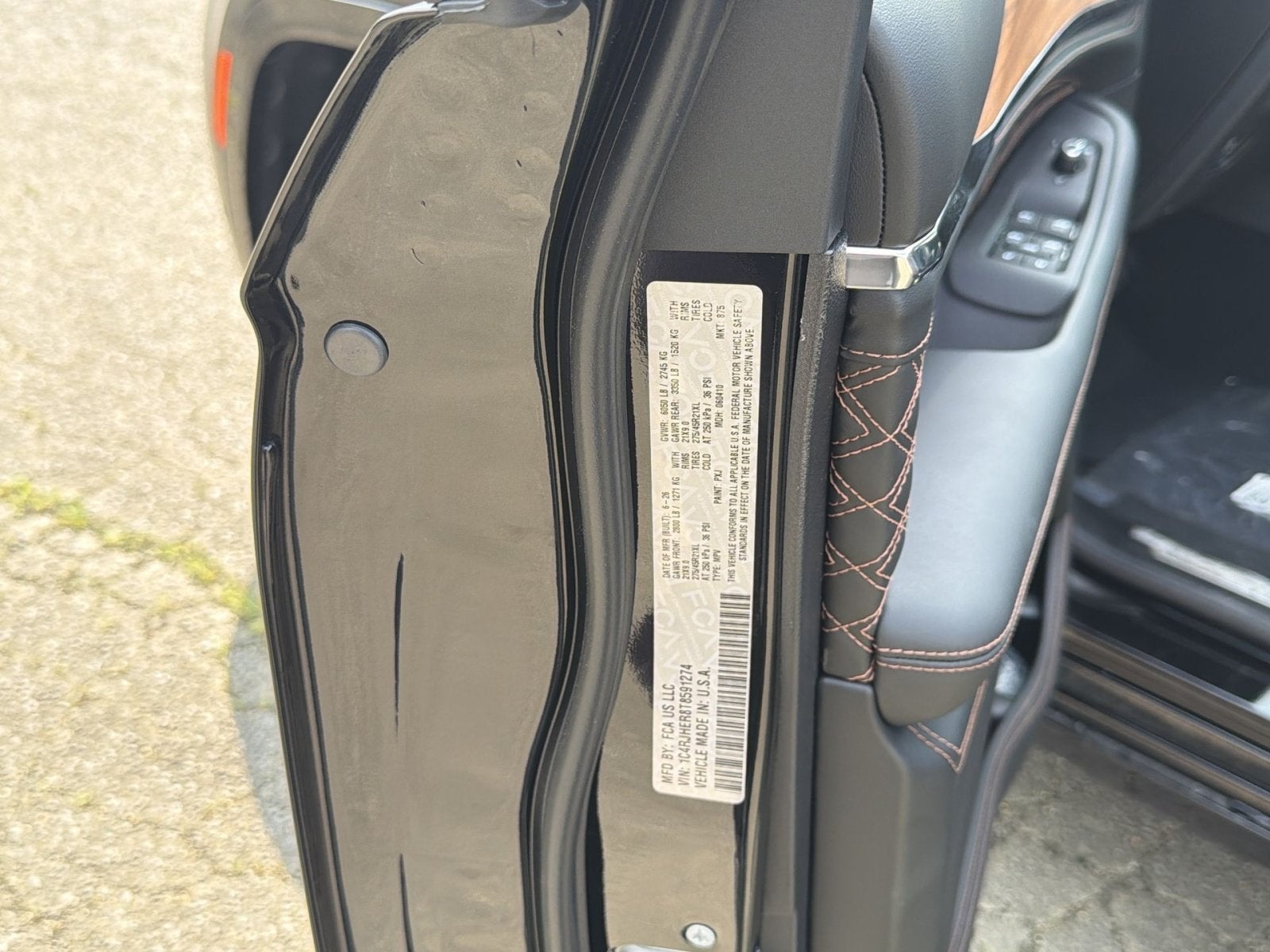2026 Jeep Grand Cherokee Summit