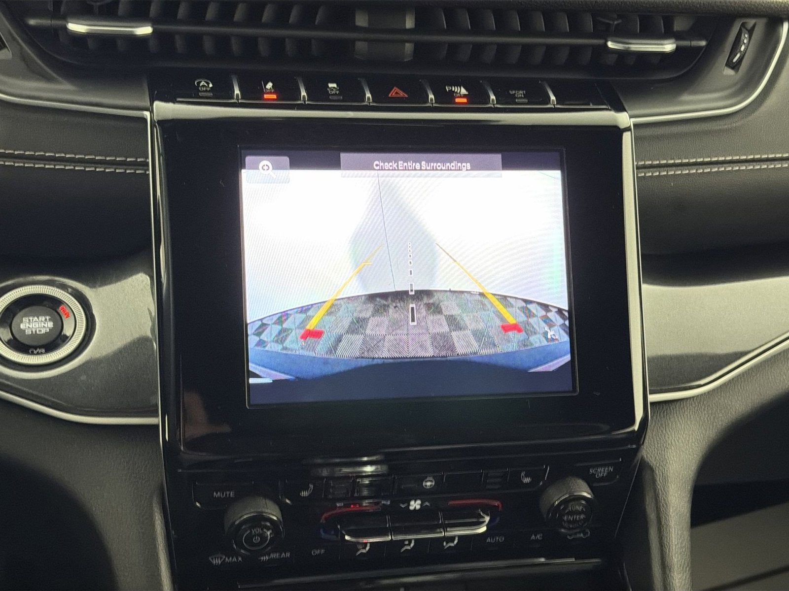 2022 Jeep Grand Cherokee L Altitude