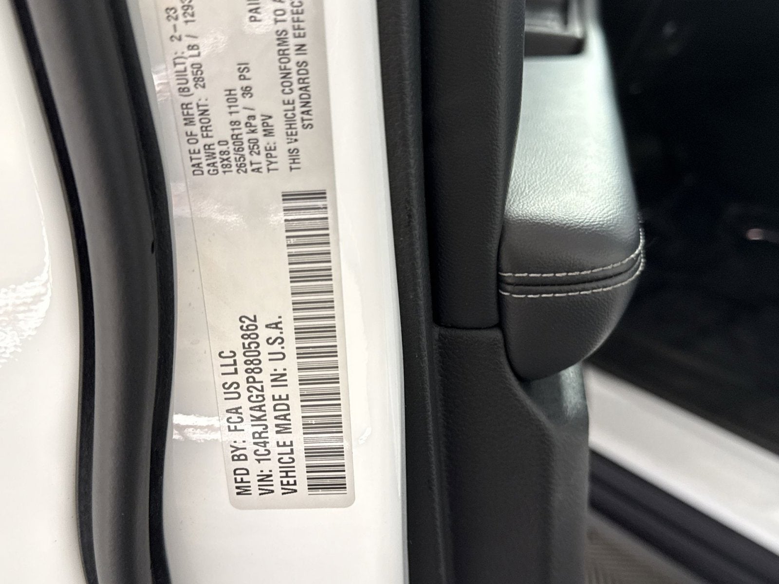 2023 Jeep Grand Cherokee L Laredo