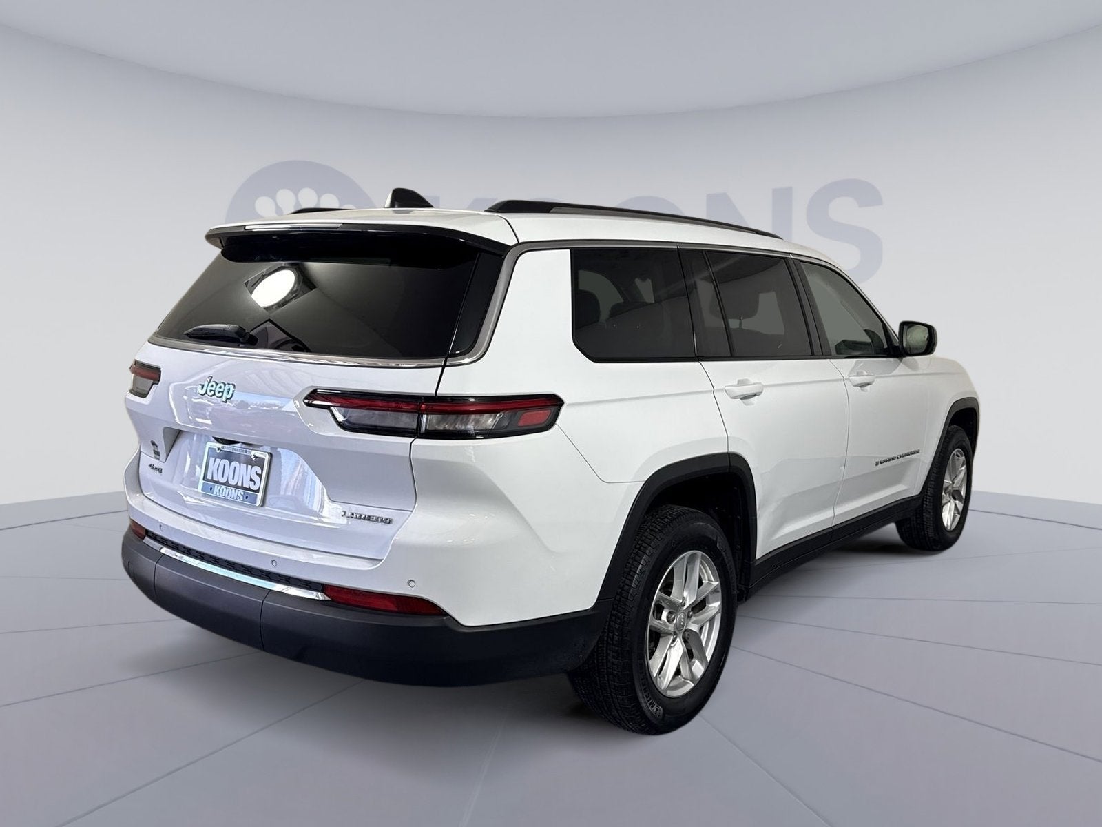 2023 Jeep Grand Cherokee L Laredo