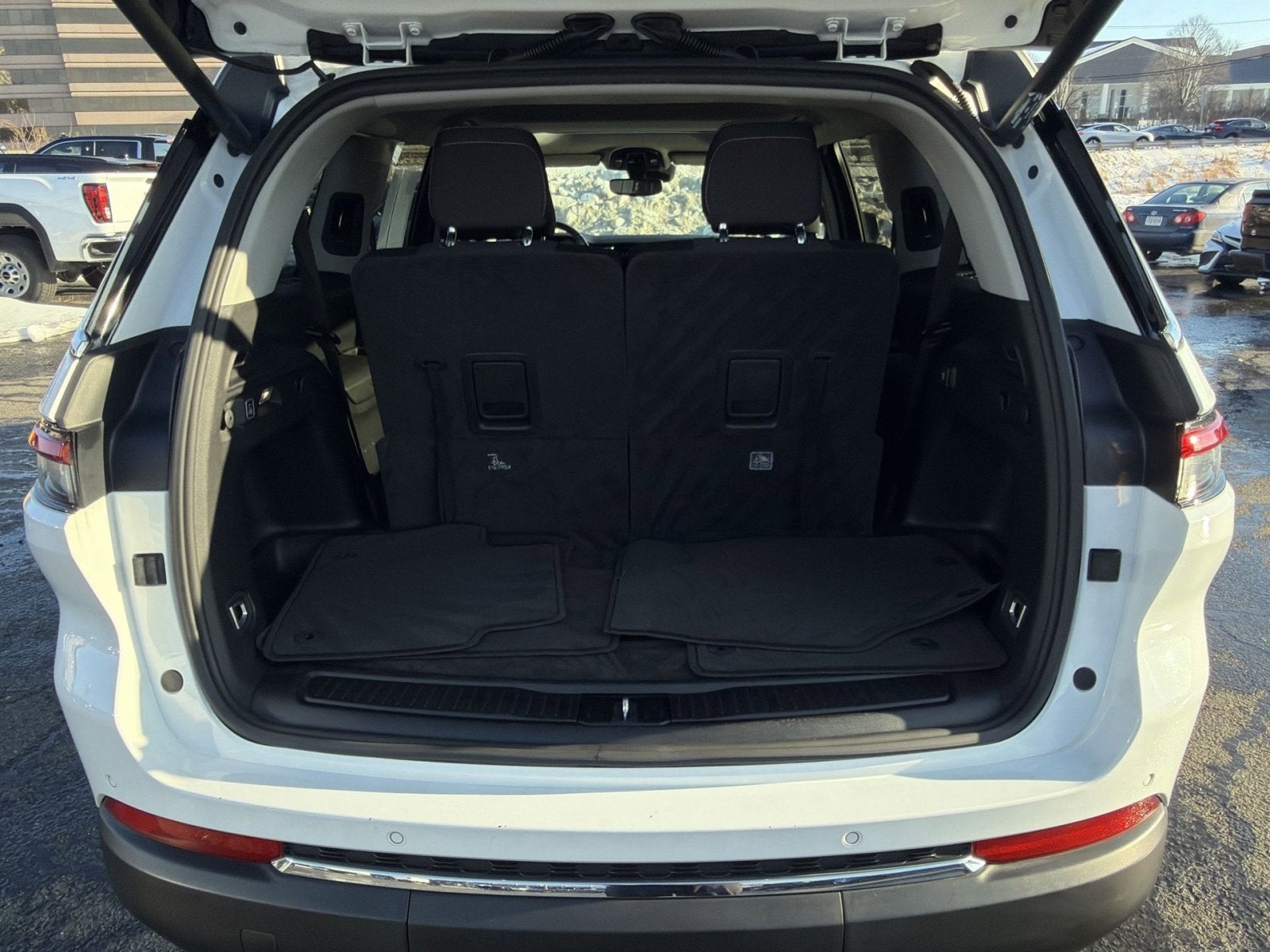 2021 Jeep Grand Cherokee L Laredo