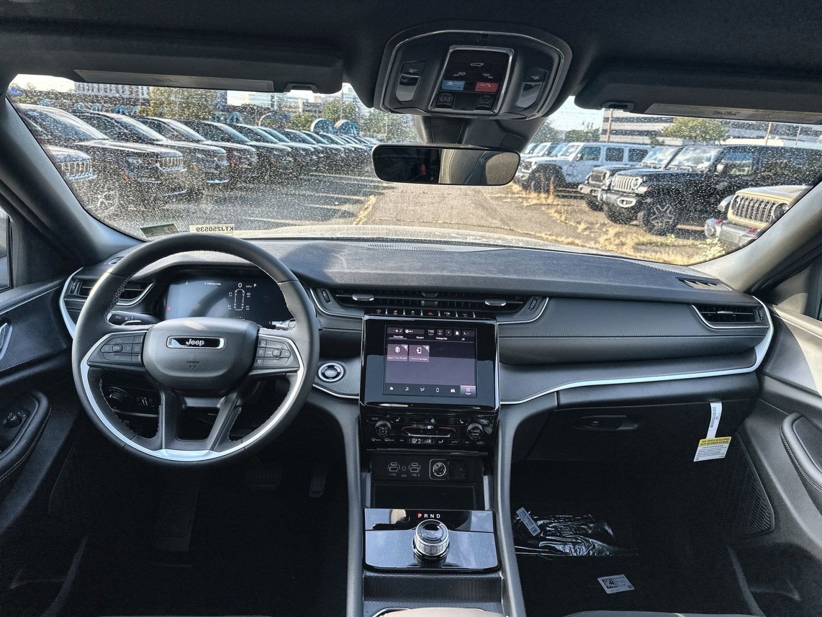 2025 Jeep Grand Cherokee L Laredo