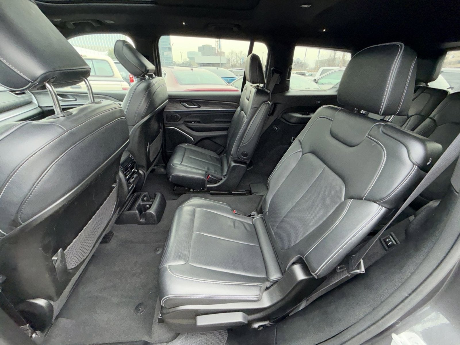 2023 Jeep Grand Cherokee L Overland