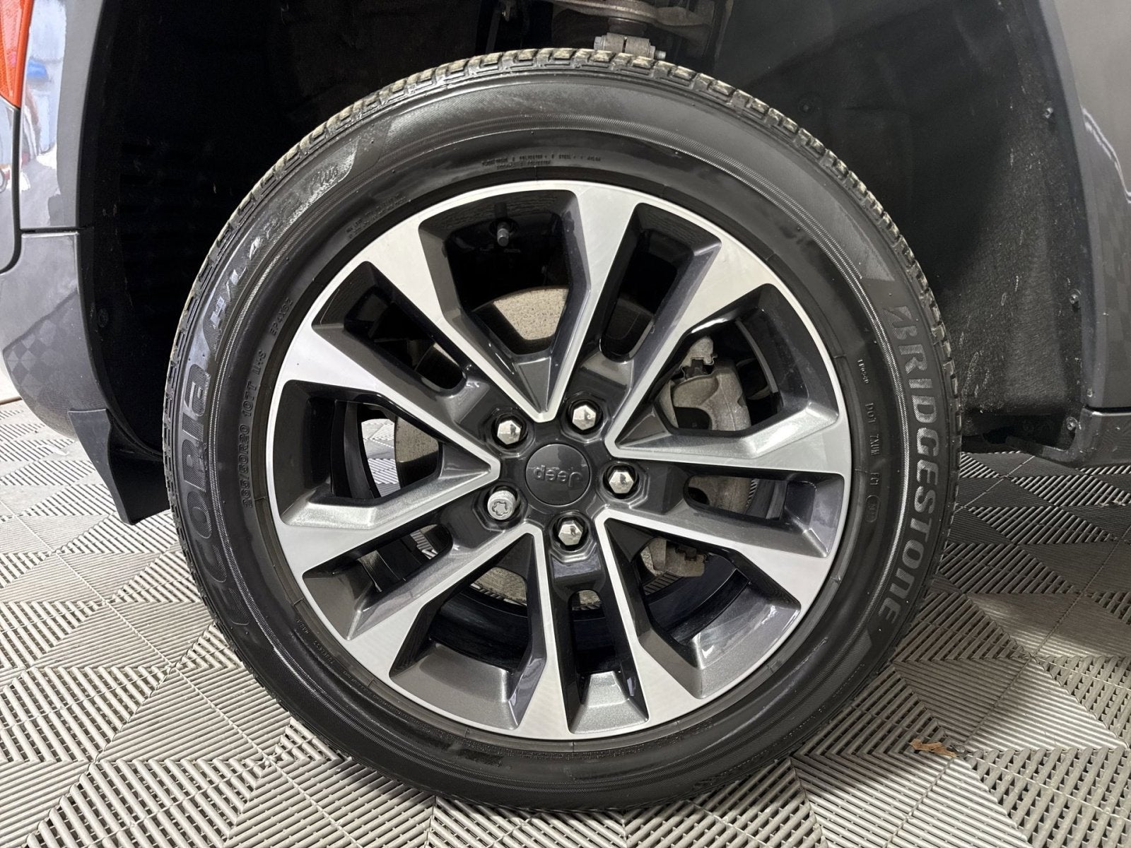 2023 Jeep Grand Cherokee L Overland