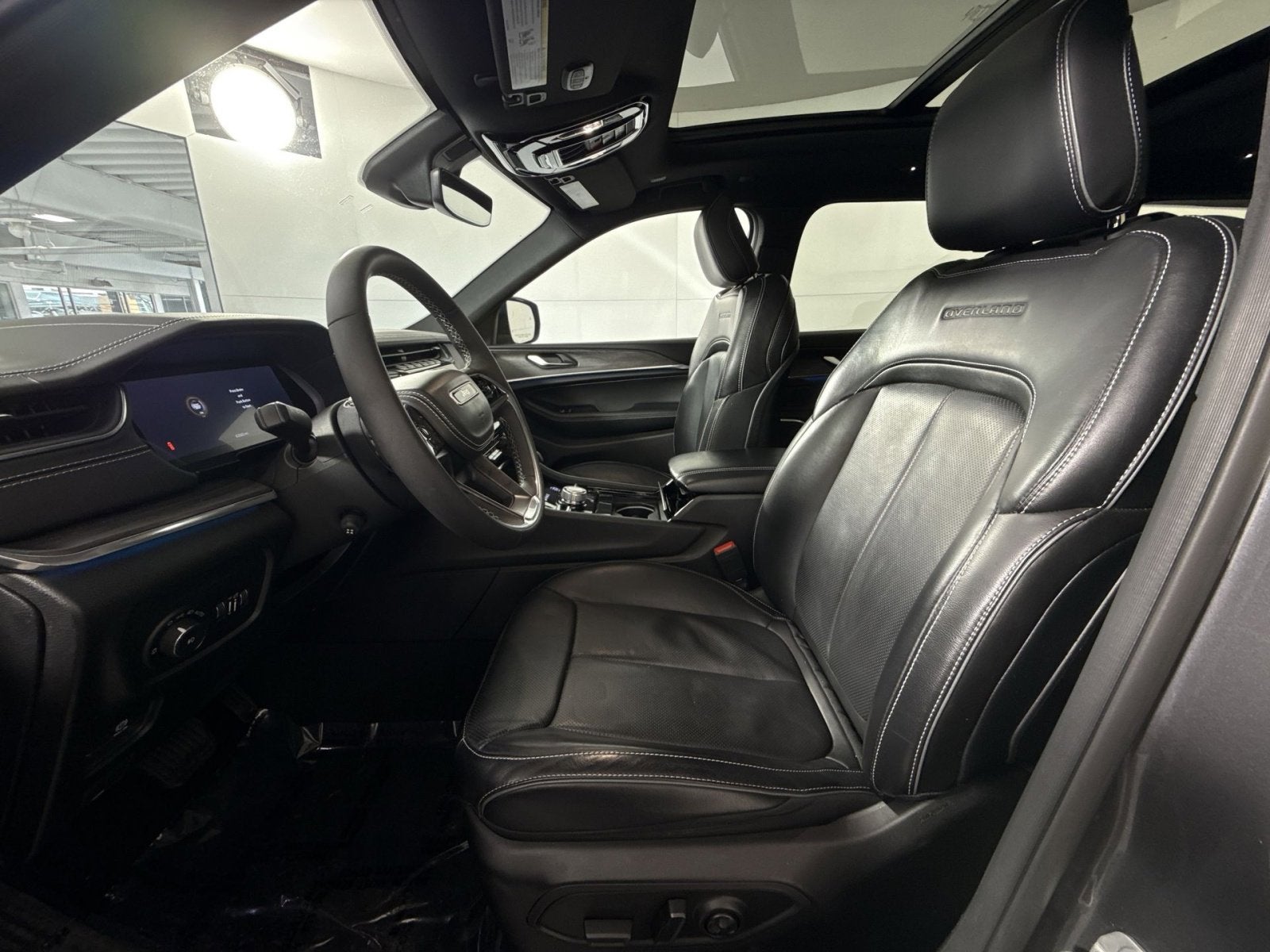 2023 Jeep Grand Cherokee L Overland