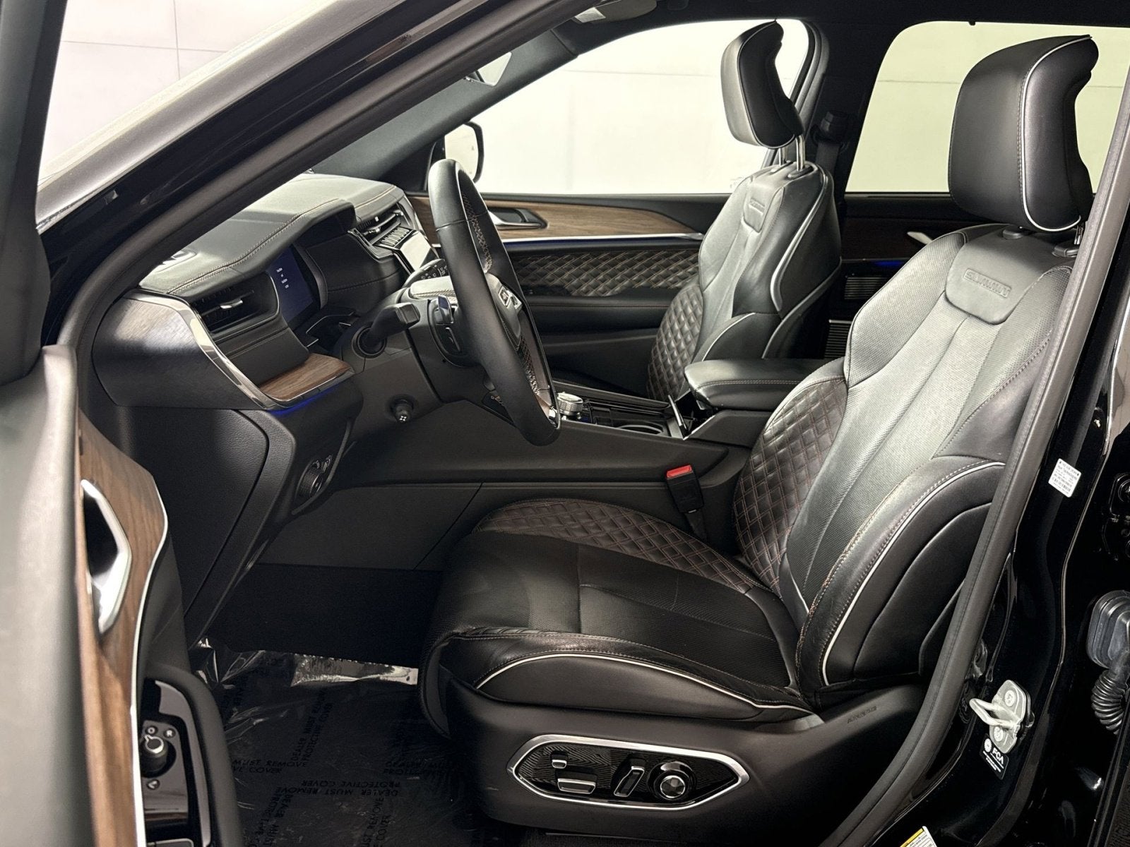 2023 Jeep Grand Cherokee L Summit