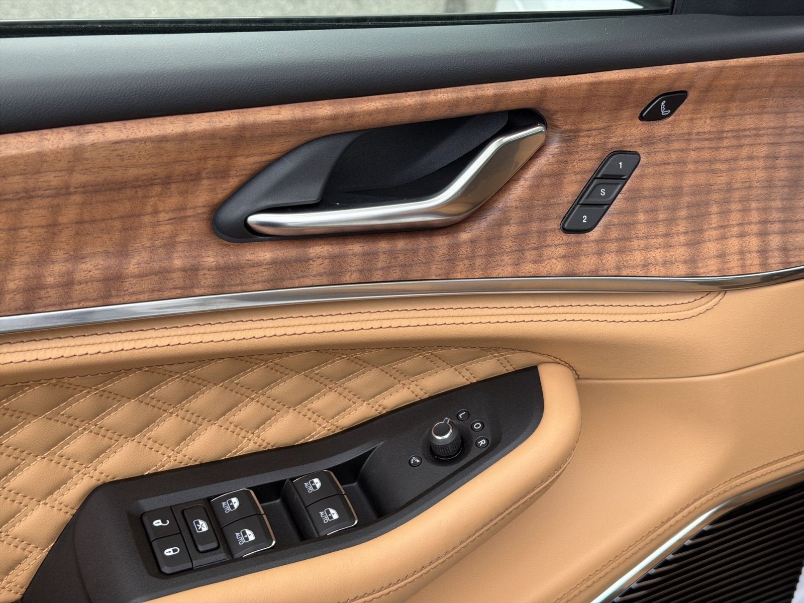 2026 Jeep Grand Cherokee L Summit