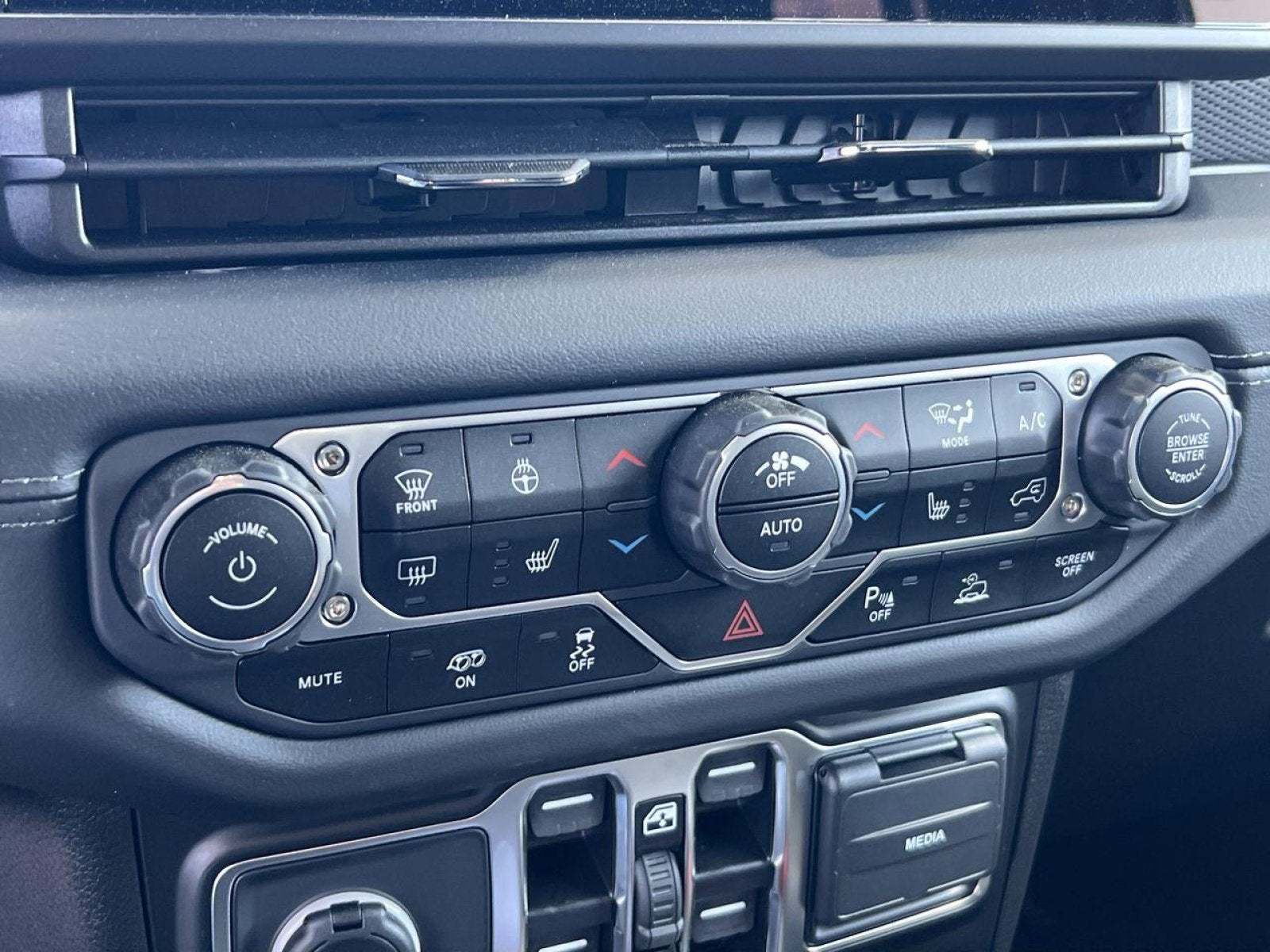 2025 Jeep Wrangler Rubicon 392