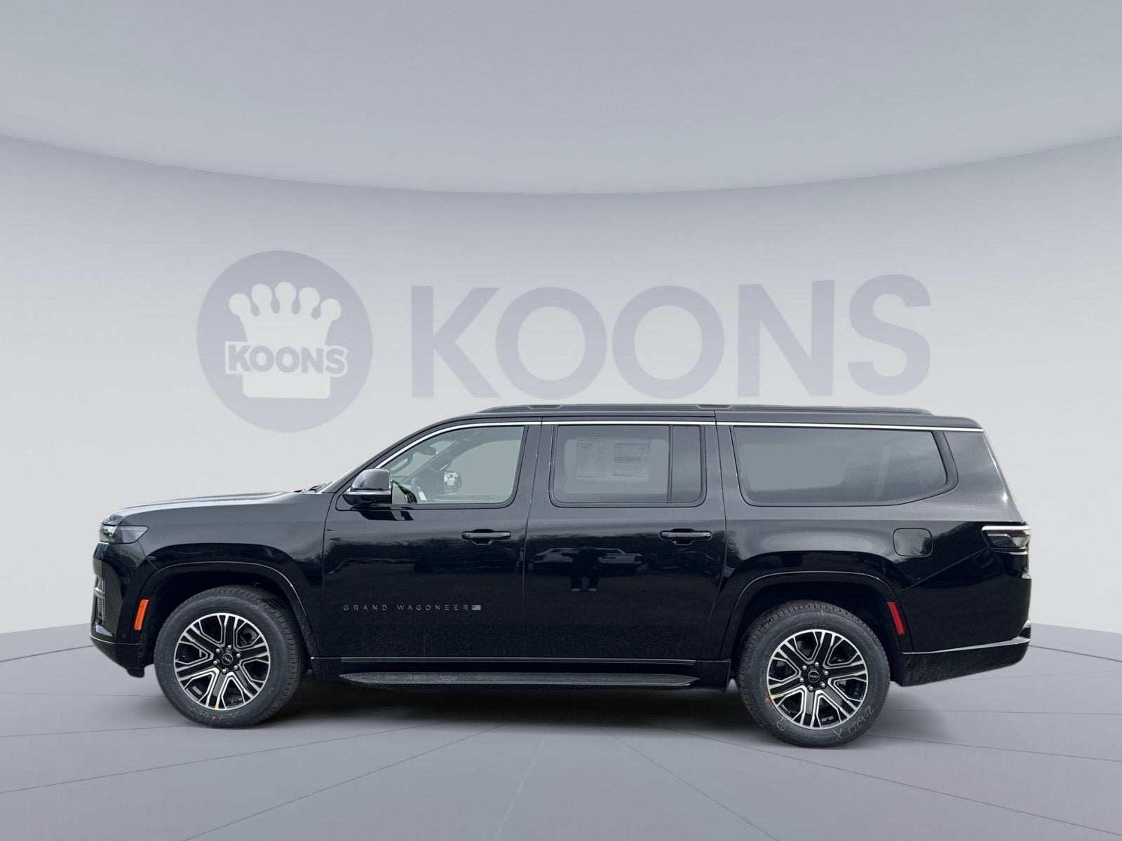 2026 Jeep Grand Wagoneer L 4x4