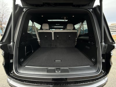 2026 Jeep Grand Wagoneer L 4x4