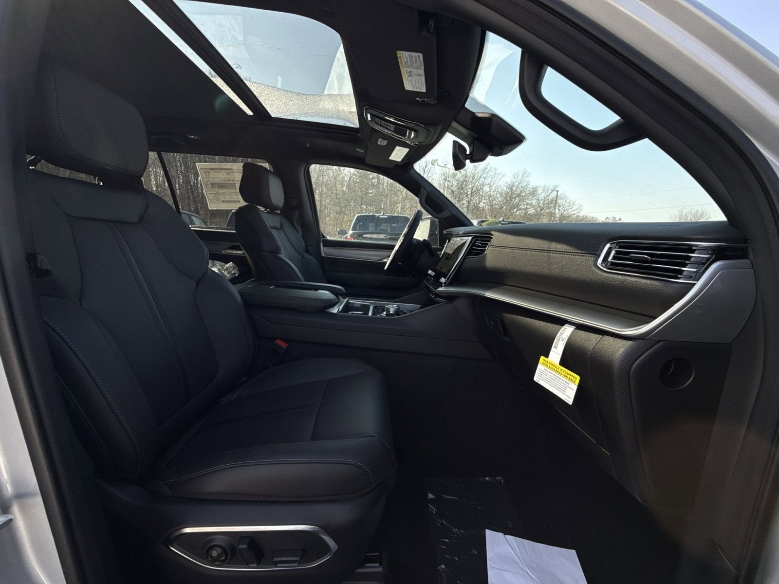 2026 Jeep Grand Wagoneer L 4x4