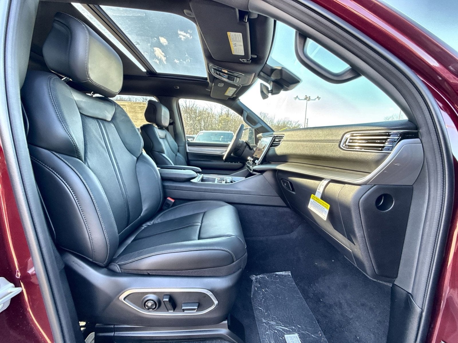 2026 Jeep Grand Wagoneer L 4x4