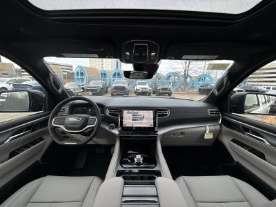 2026 Jeep Grand Wagoneer L 4x4