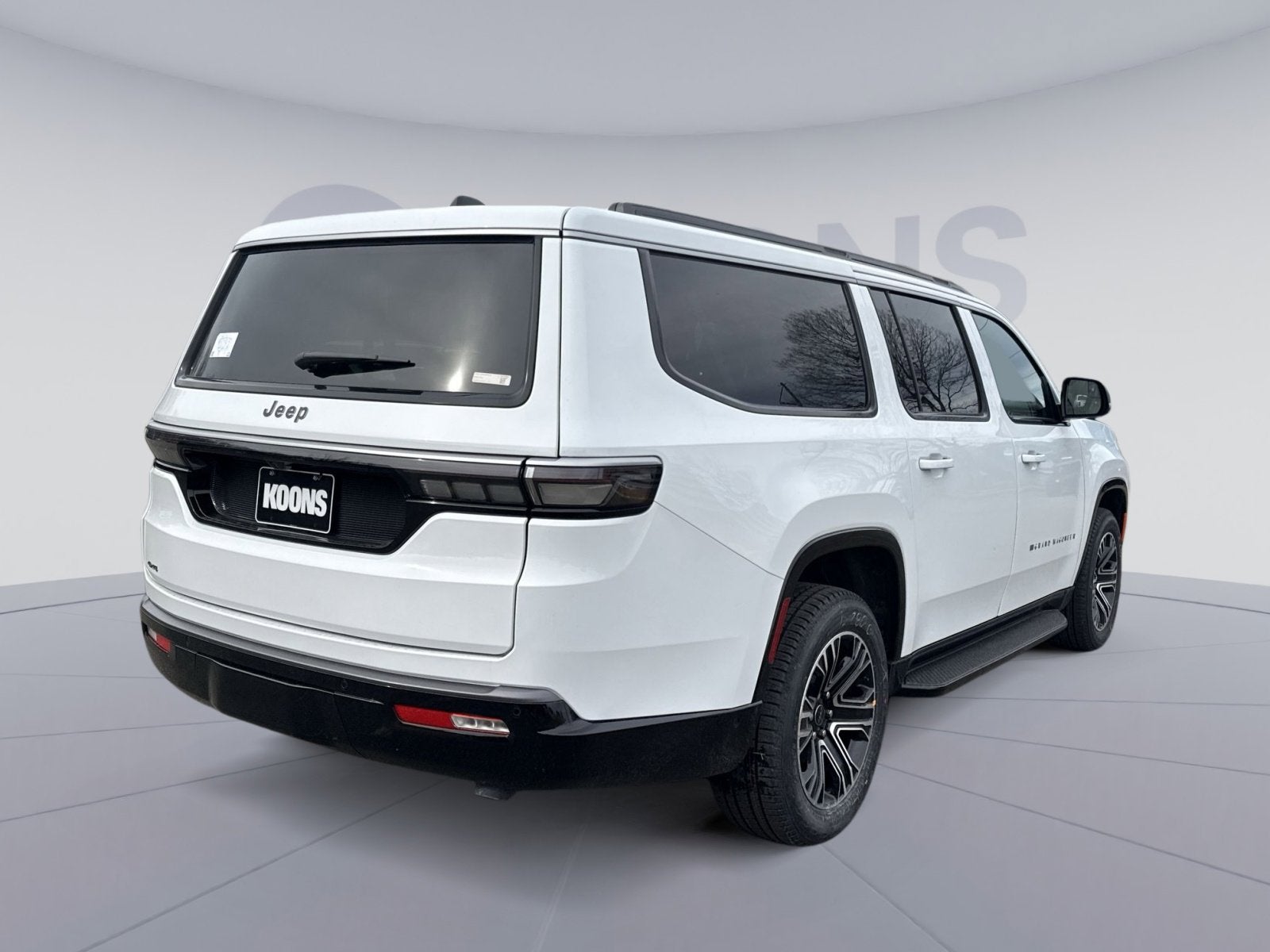 2026 Jeep Grand Wagoneer L 4x4