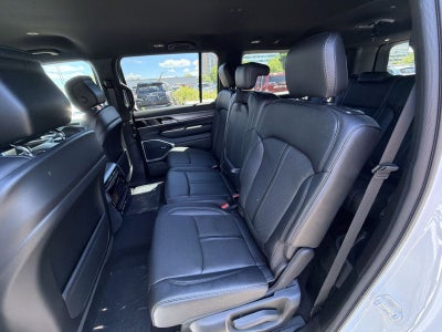 2026 Jeep Grand Wagoneer L 4x4