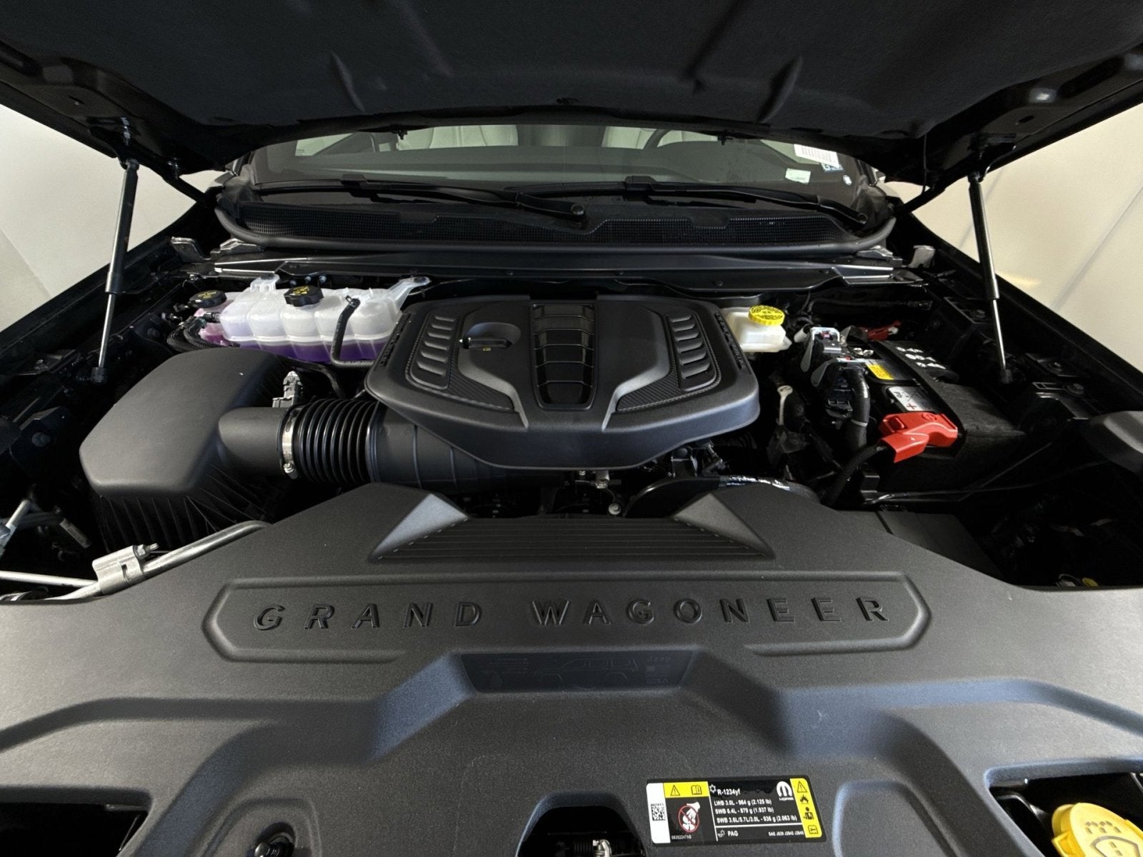 2026 Jeep Grand Wagoneer L 4x4