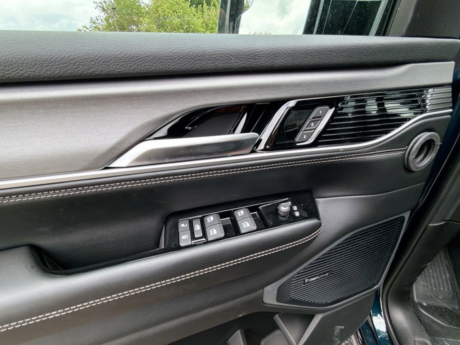 2026 Jeep Grand Wagoneer L 4x4