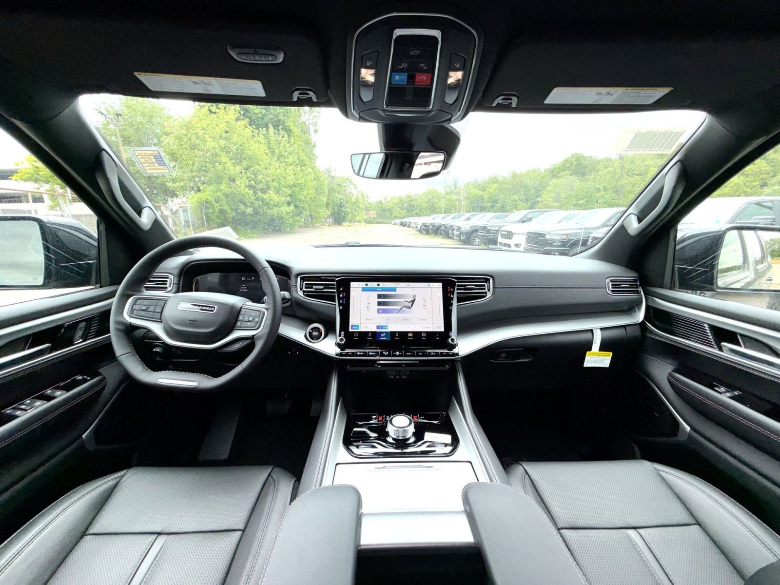 2026 Jeep Grand Wagoneer L 4x4