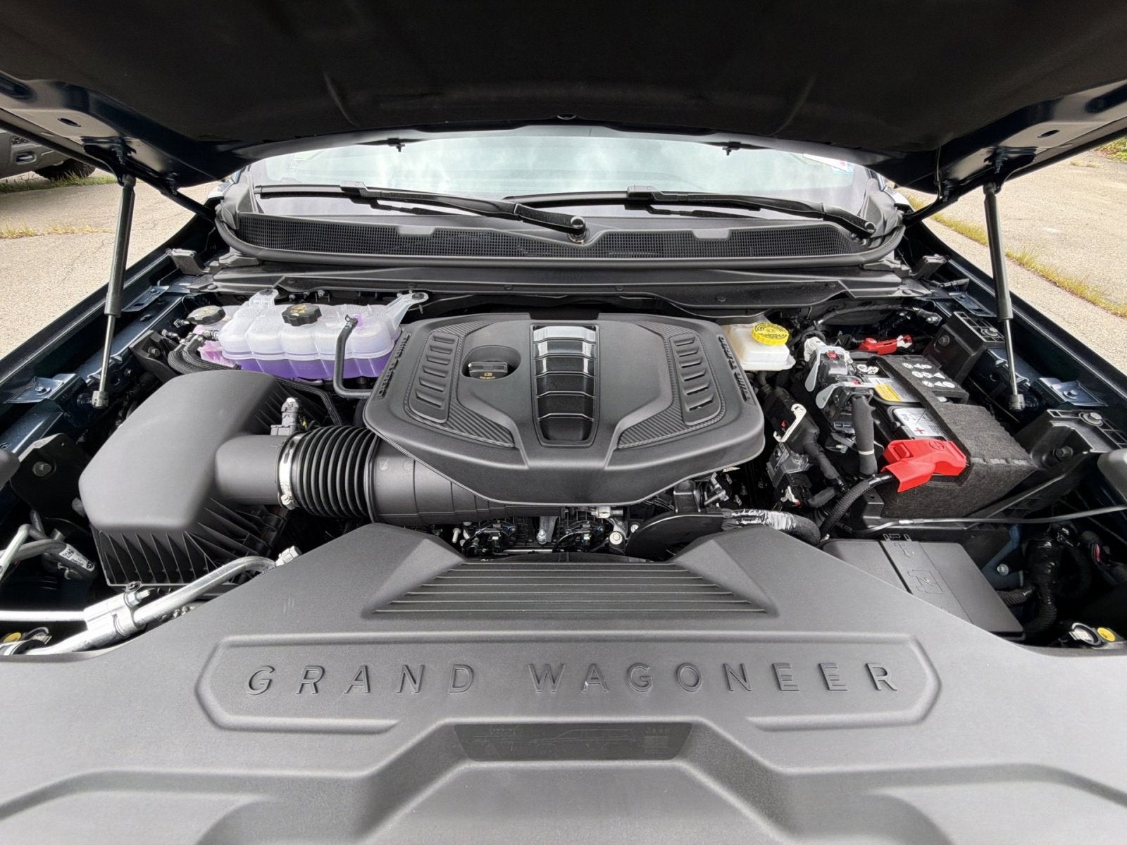2026 Jeep Grand Wagoneer L 4x4