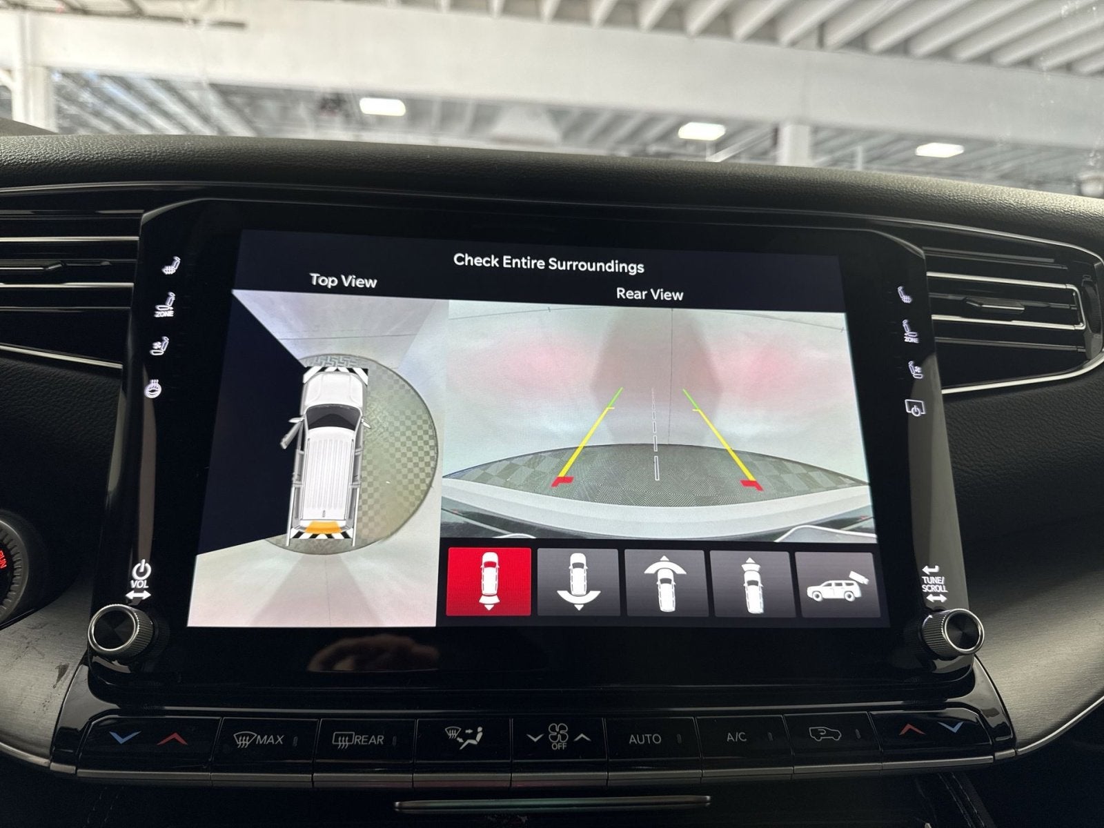 2026 Jeep Grand Wagoneer L 4x4