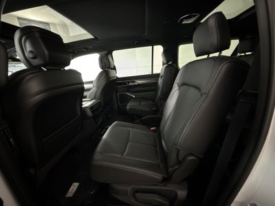 2026 Jeep Grand Wagoneer L 4x4