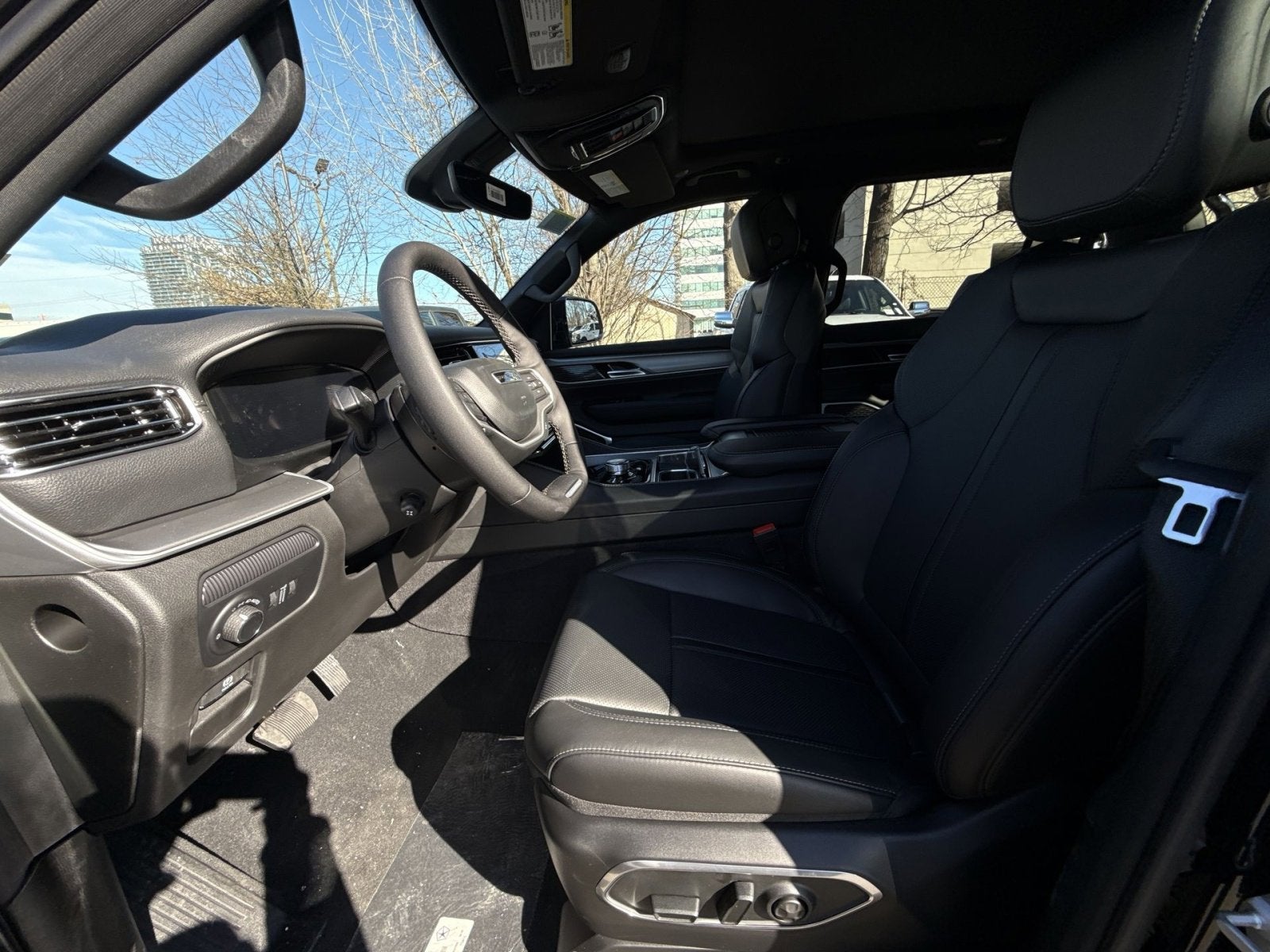 2026 Jeep Grand Wagoneer L 4x4