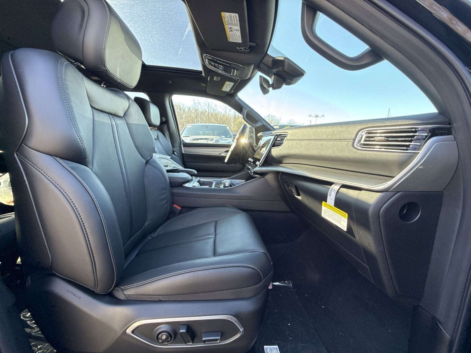 2026 Jeep Grand Wagoneer L 4x4