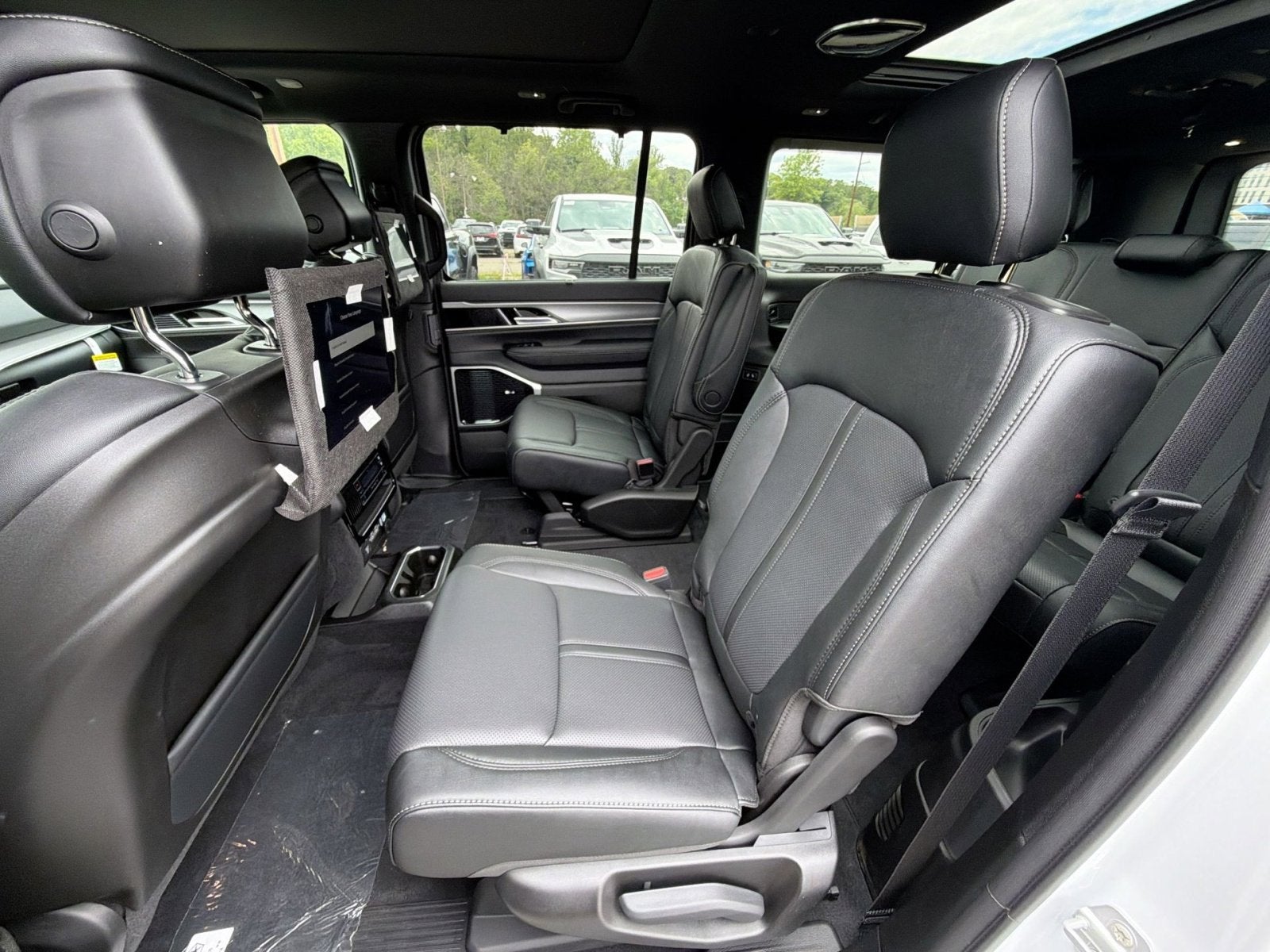 2026 Jeep Grand Wagoneer L Limited Reserve
