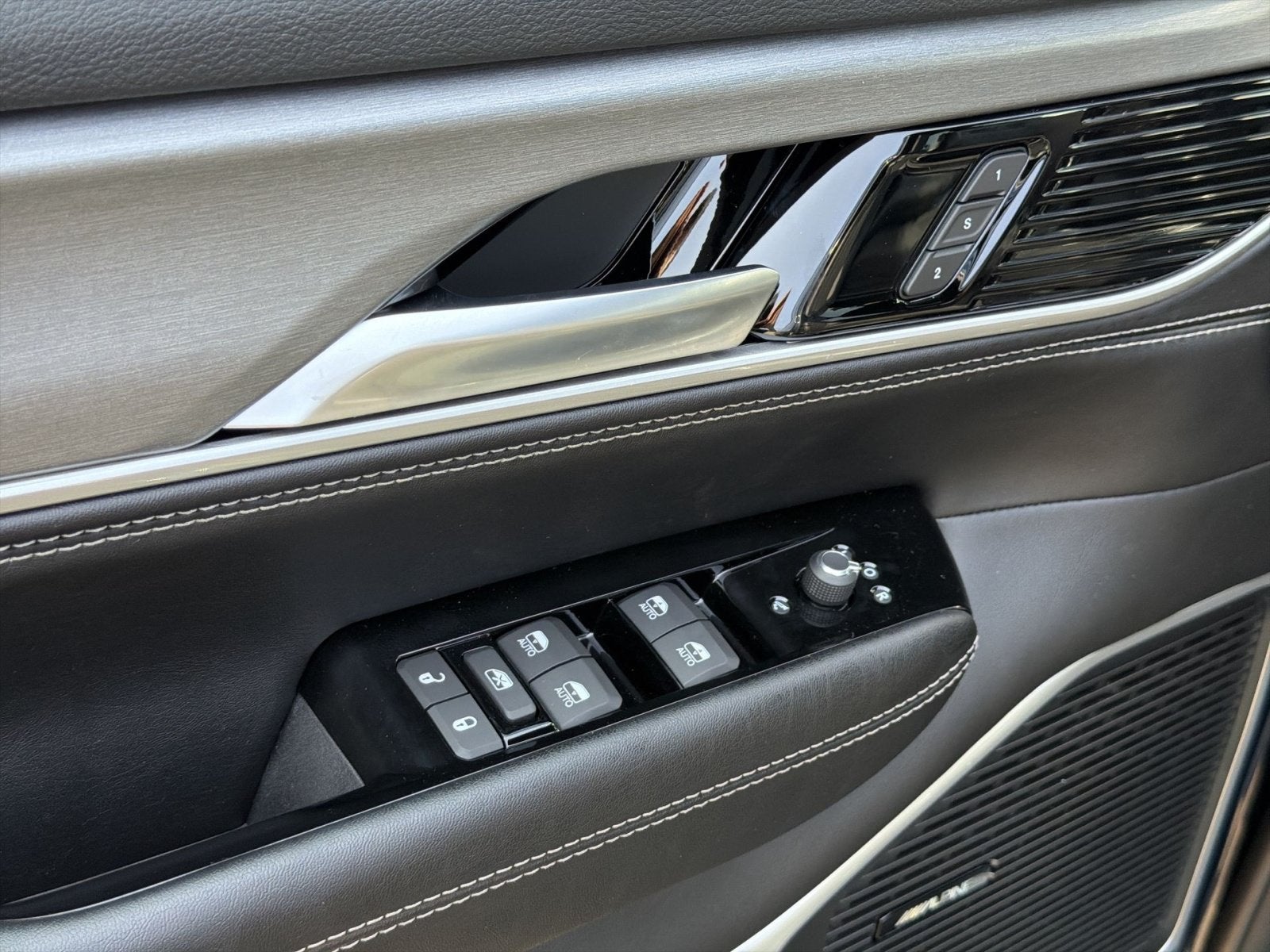 2026 Jeep Grand Wagoneer Upland