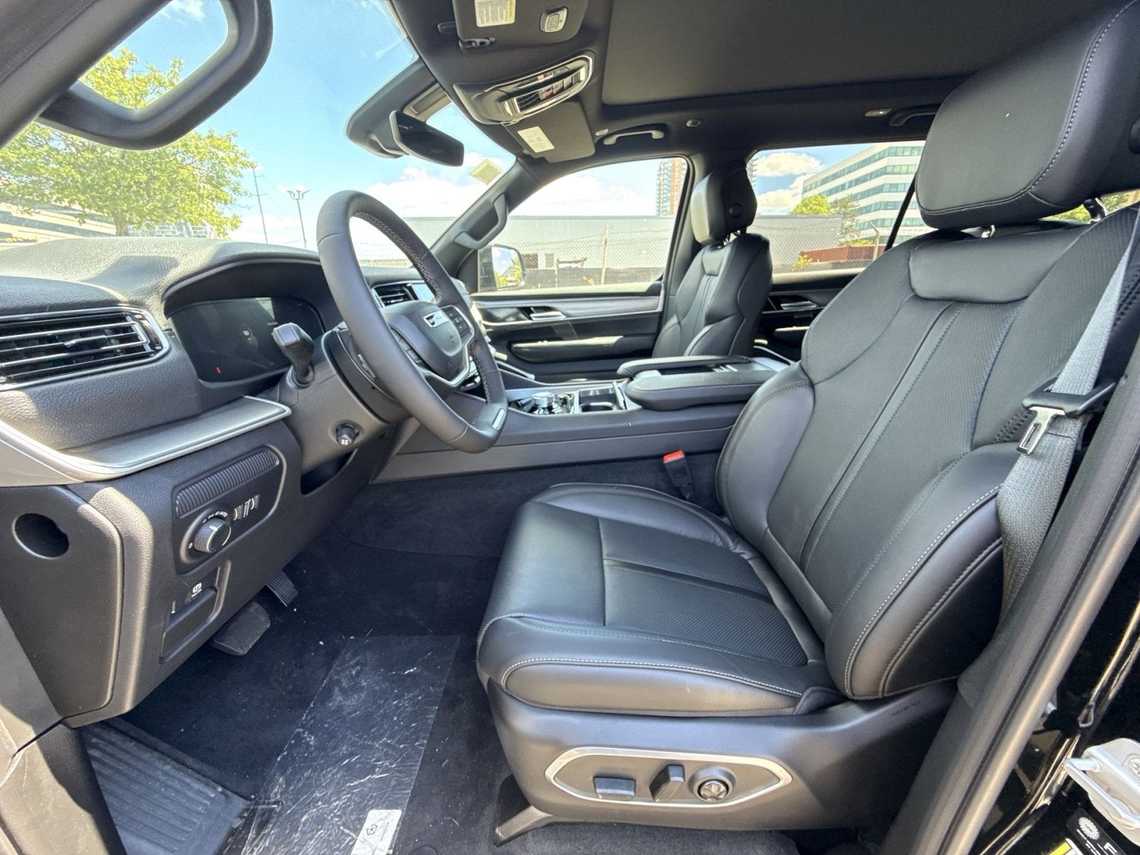 2026 Jeep Grand Wagoneer Upland