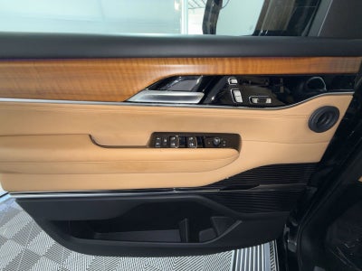 2024 Jeep Grand Wagoneer Series III