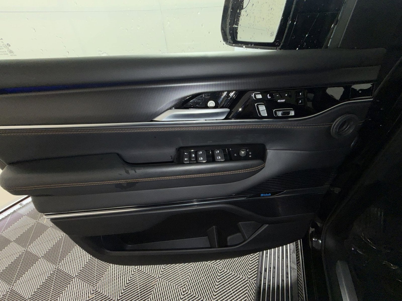 2025 Jeep Grand Wagoneer Series III