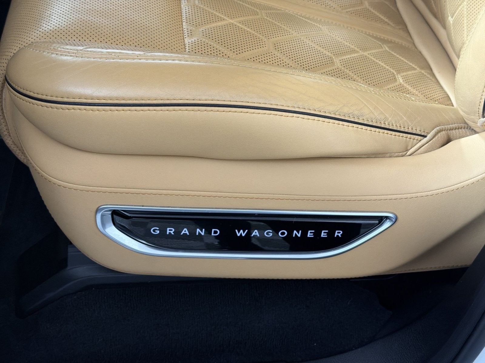 2023 Jeep Grand Wagoneer Series III