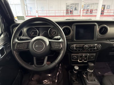 2021 Jeep Gladiator Willys