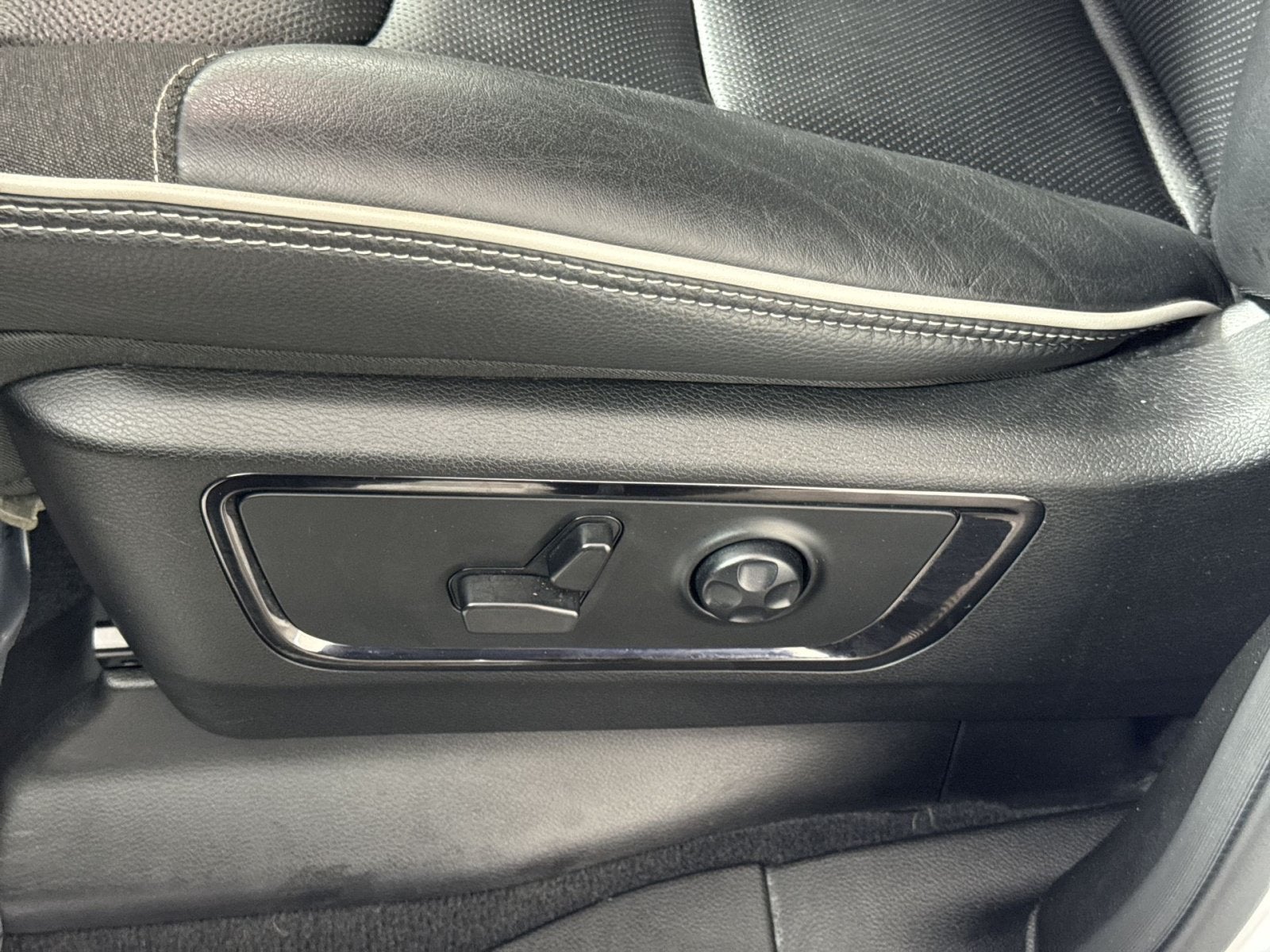 2025 RAM Ram 1500 Pickup Limited - Photo 14