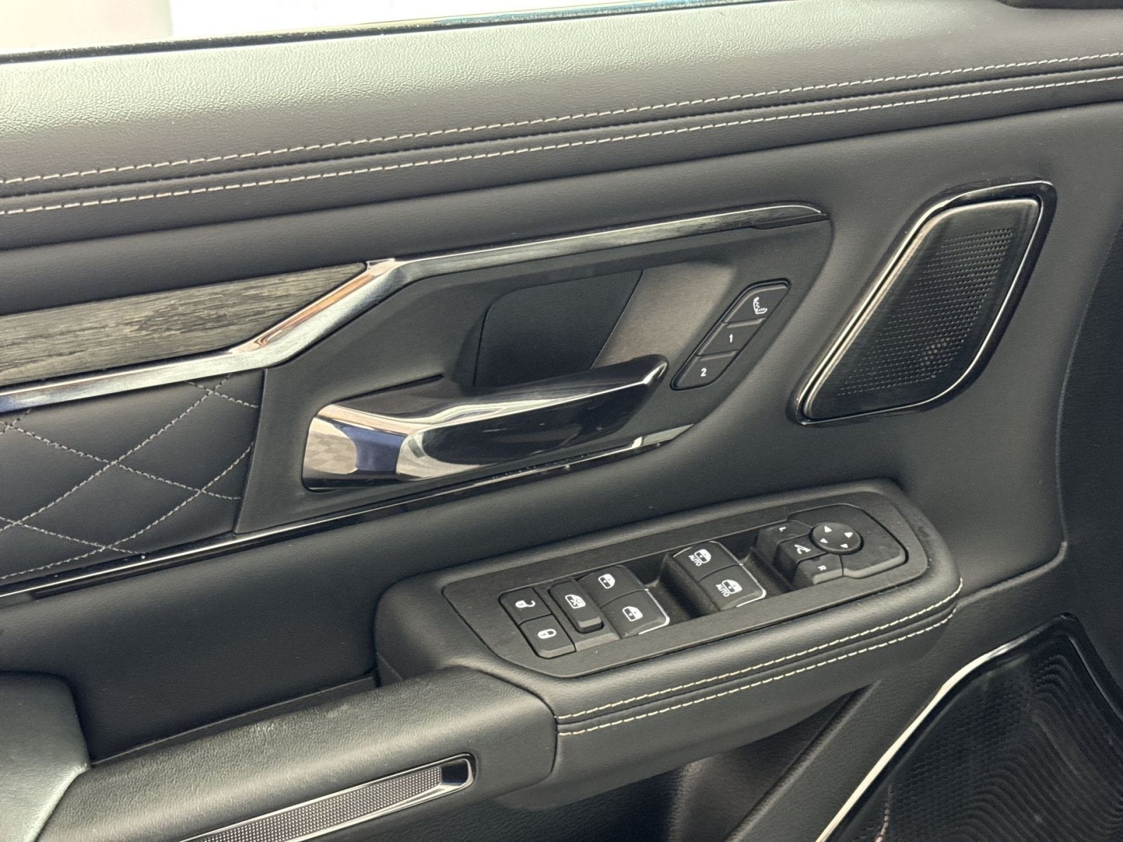 2025 RAM Ram 1500 Pickup Limited - Photo 15