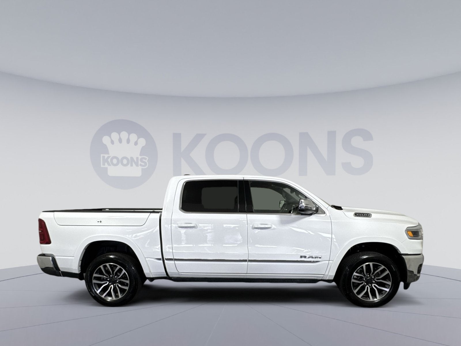 2025 RAM Ram 1500 Pickup Limited - Photo 9