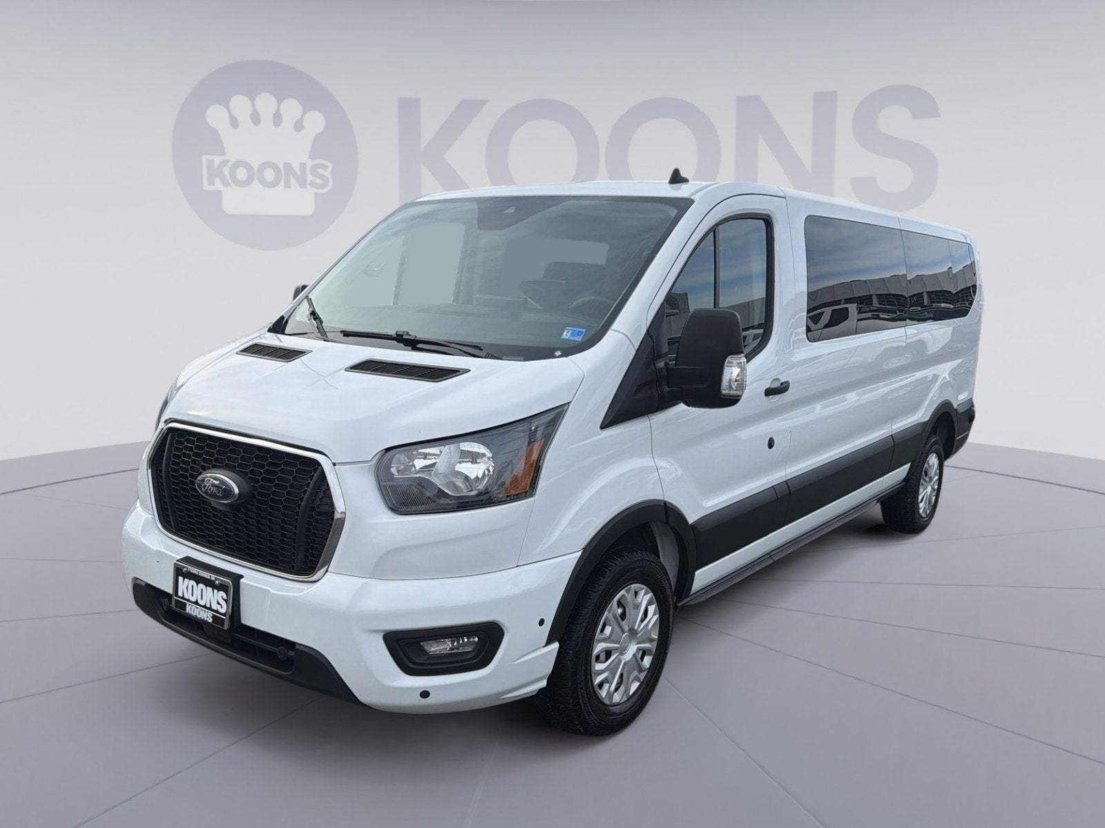 2024 Ford Transit-350 XLT