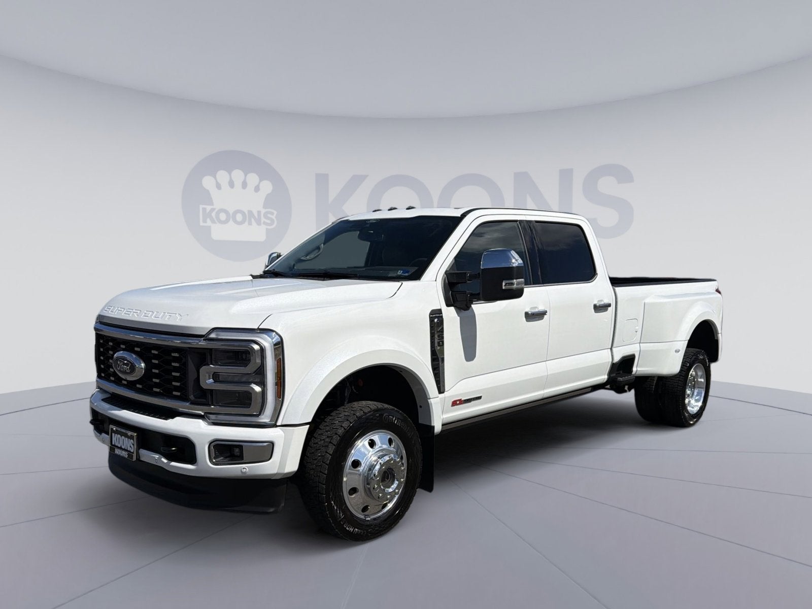 2025 Ford F-450SD Platinum