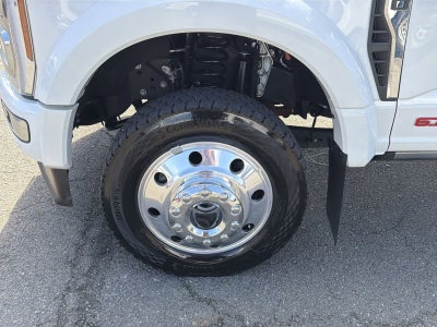2025 Ford F-450SD Platinum