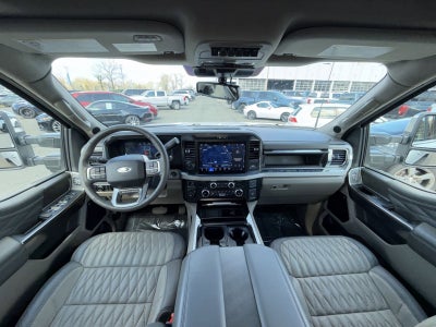 2025 Ford F-450SD Platinum