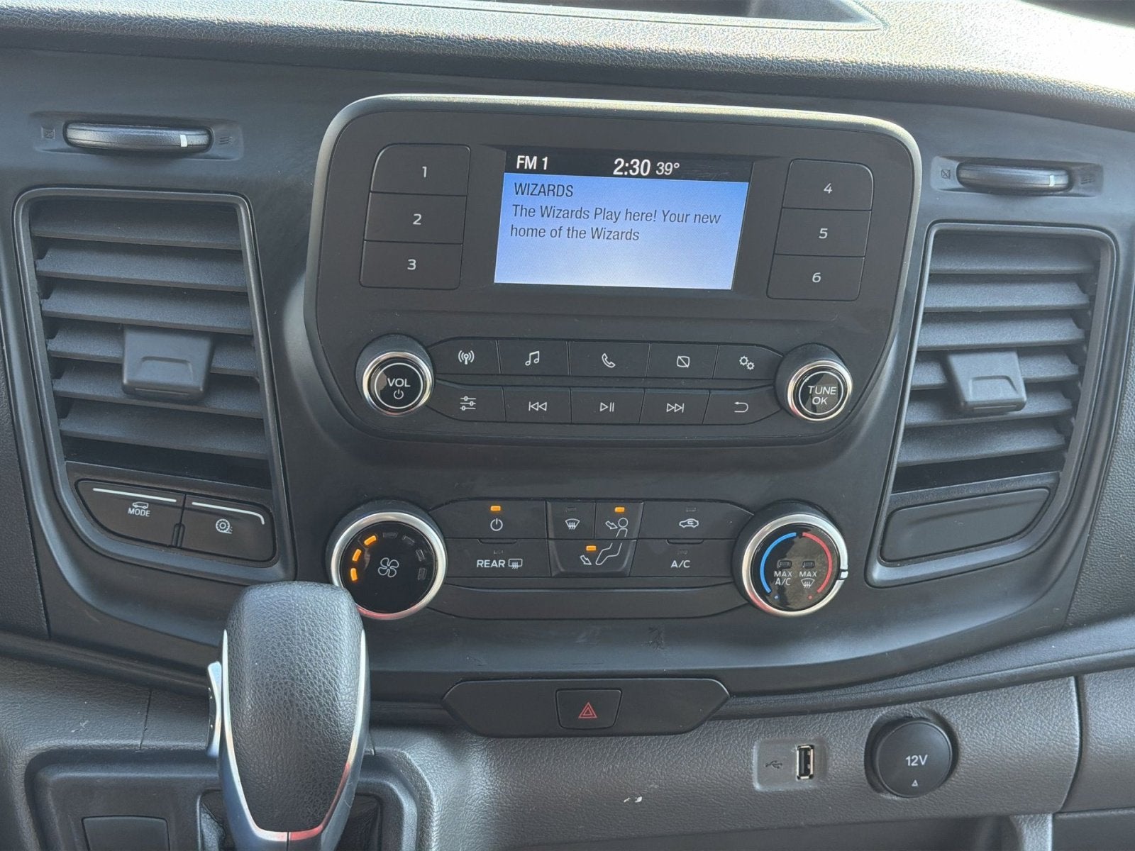 2024 Ford Transit-250 Base