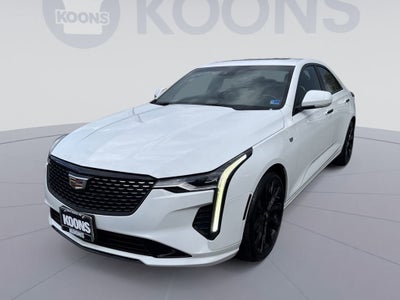 2023 Cadillac CT4 Luxury