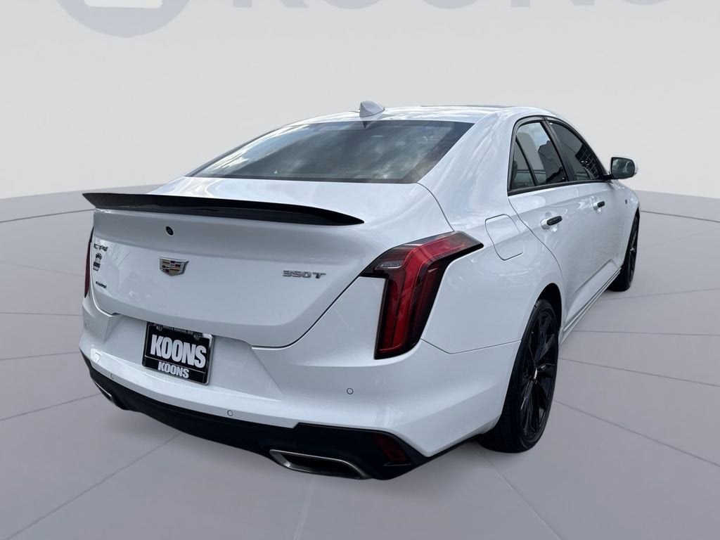 2023 Cadillac CT4 Luxury