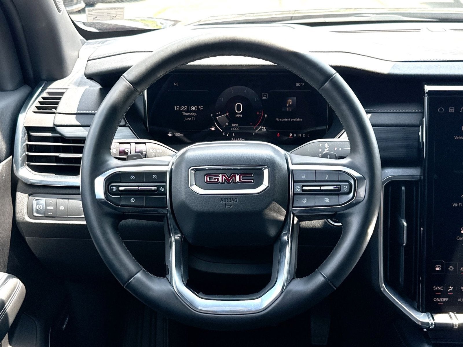2024 GMC Acadia Elevation