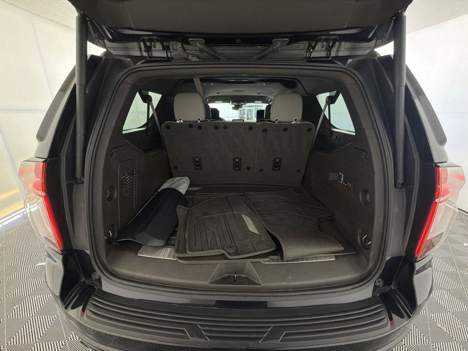 2024 Chevrolet Suburban Z71