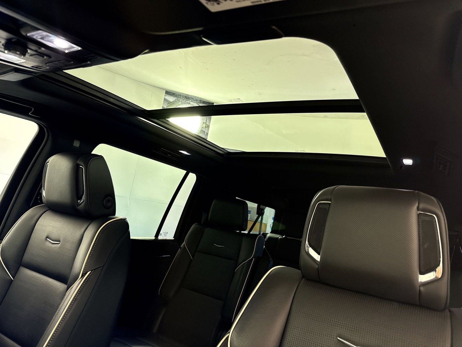 2023 Cadillac Escalade ESV Sport