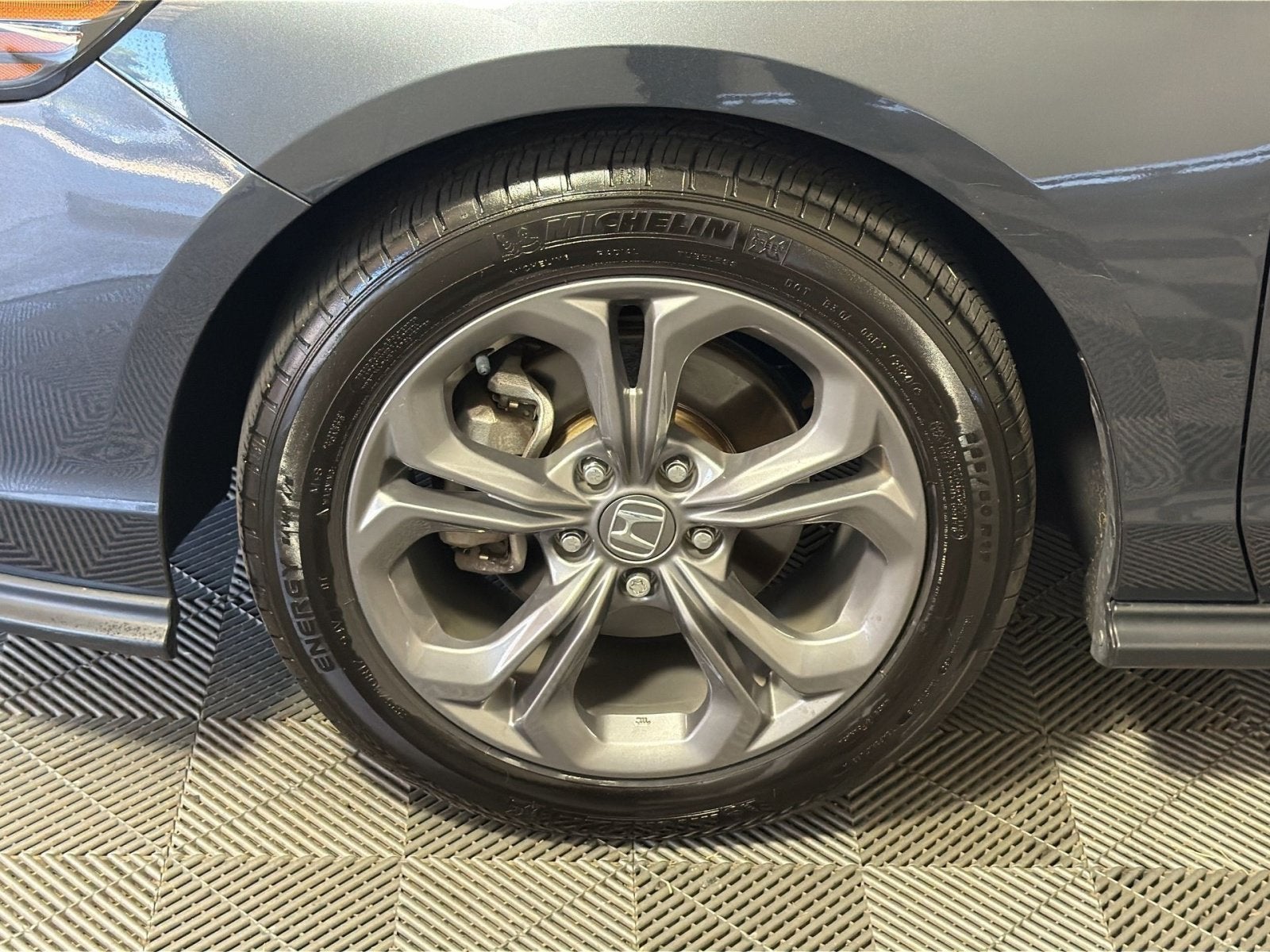 2024 Honda Accord EX - Photo 12